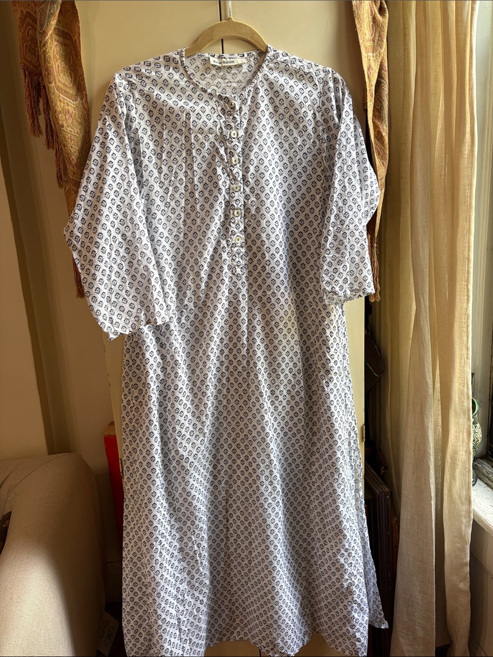 Roller Rabbit Lightweight White Printed Cotton Caftan